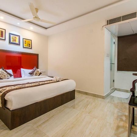 New Hotel Executive Inn Vijayawāda Esterno foto